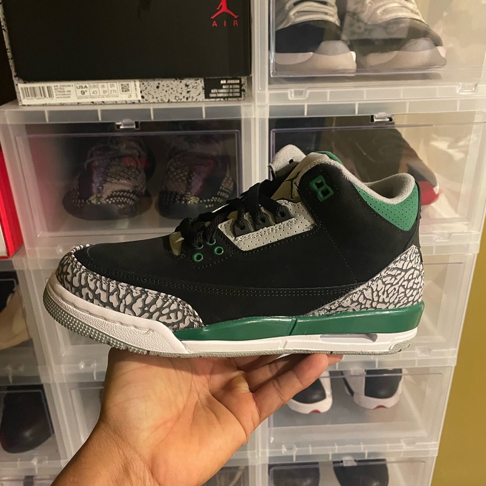 Air Jordan 3 Pine Green